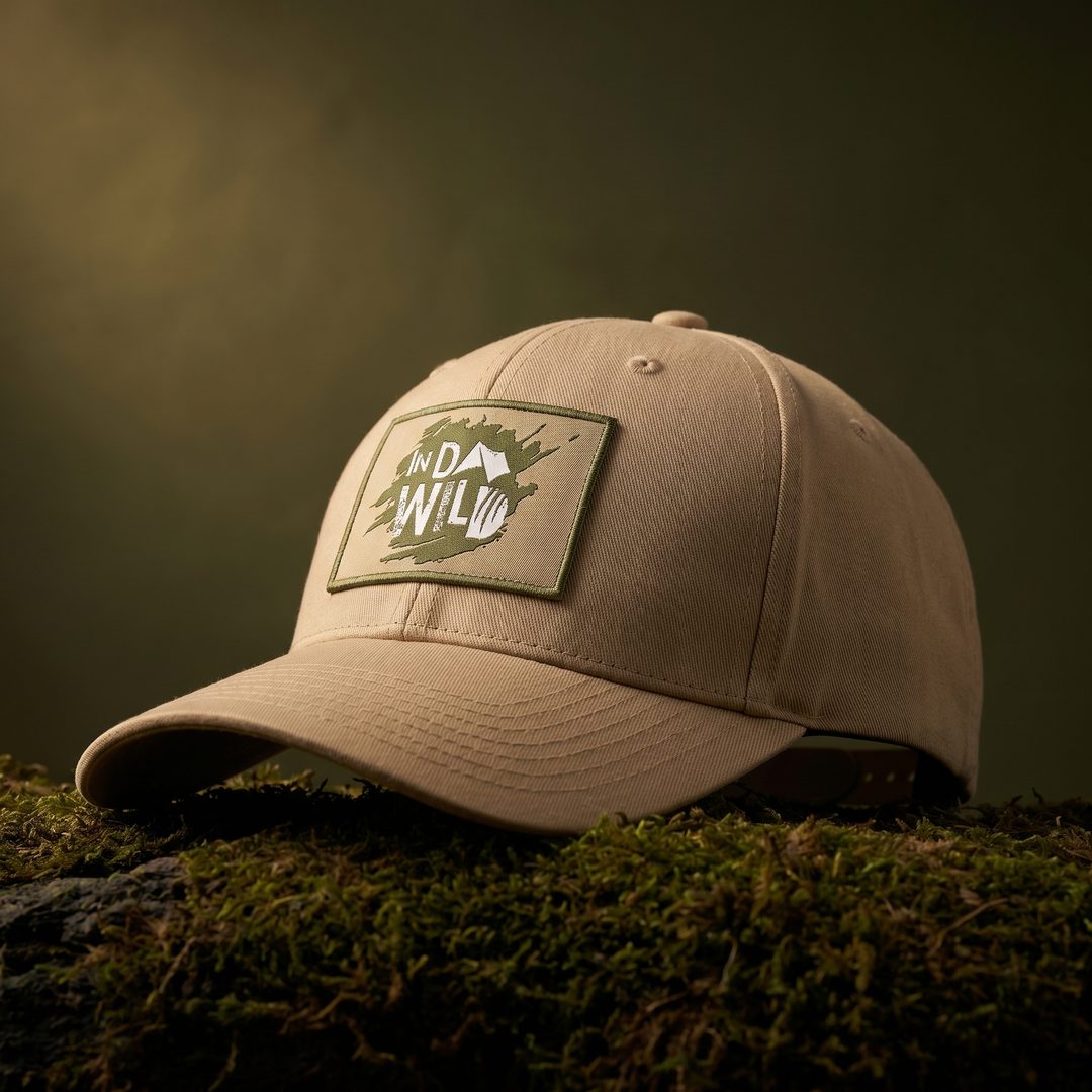 Gorra Wild Cap — snapback color tierra con parche bordado INDAWILD